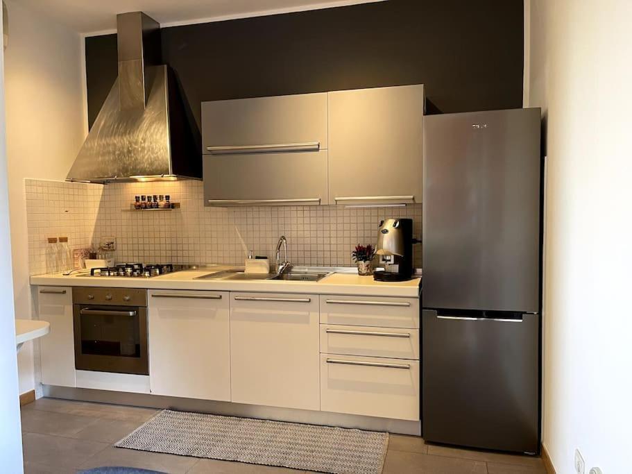 Appartamento Moderno In Tenuta Melloni Anzola dell'Emilia Bagian luar foto
