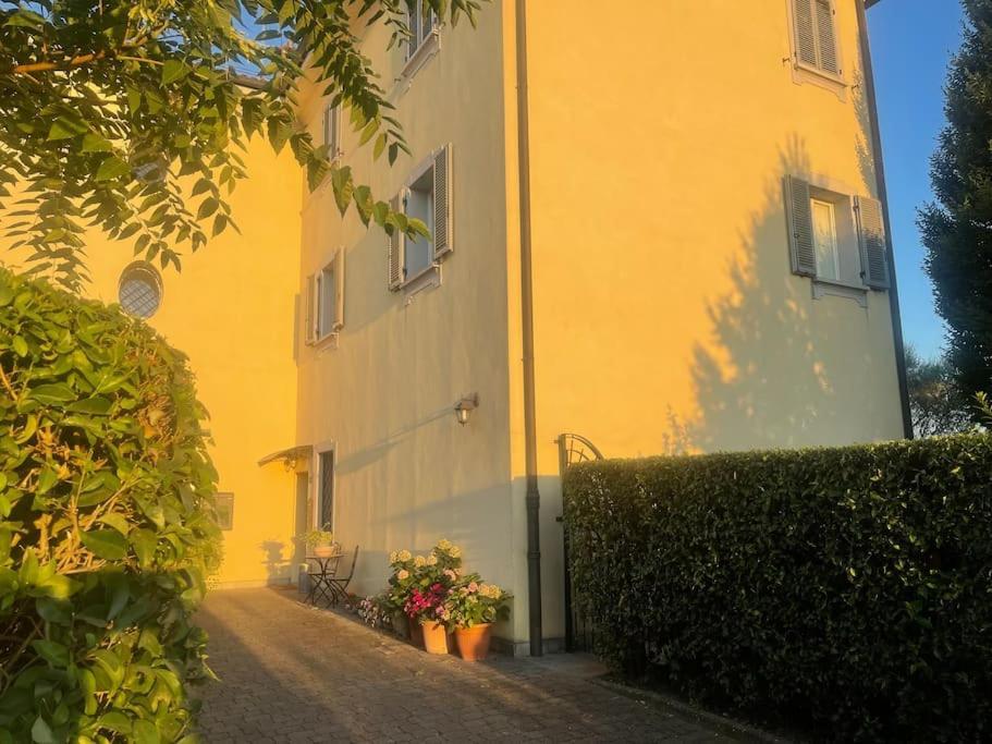 Appartamento Moderno In Tenuta Melloni Anzola dell'Emilia Bagian luar foto
